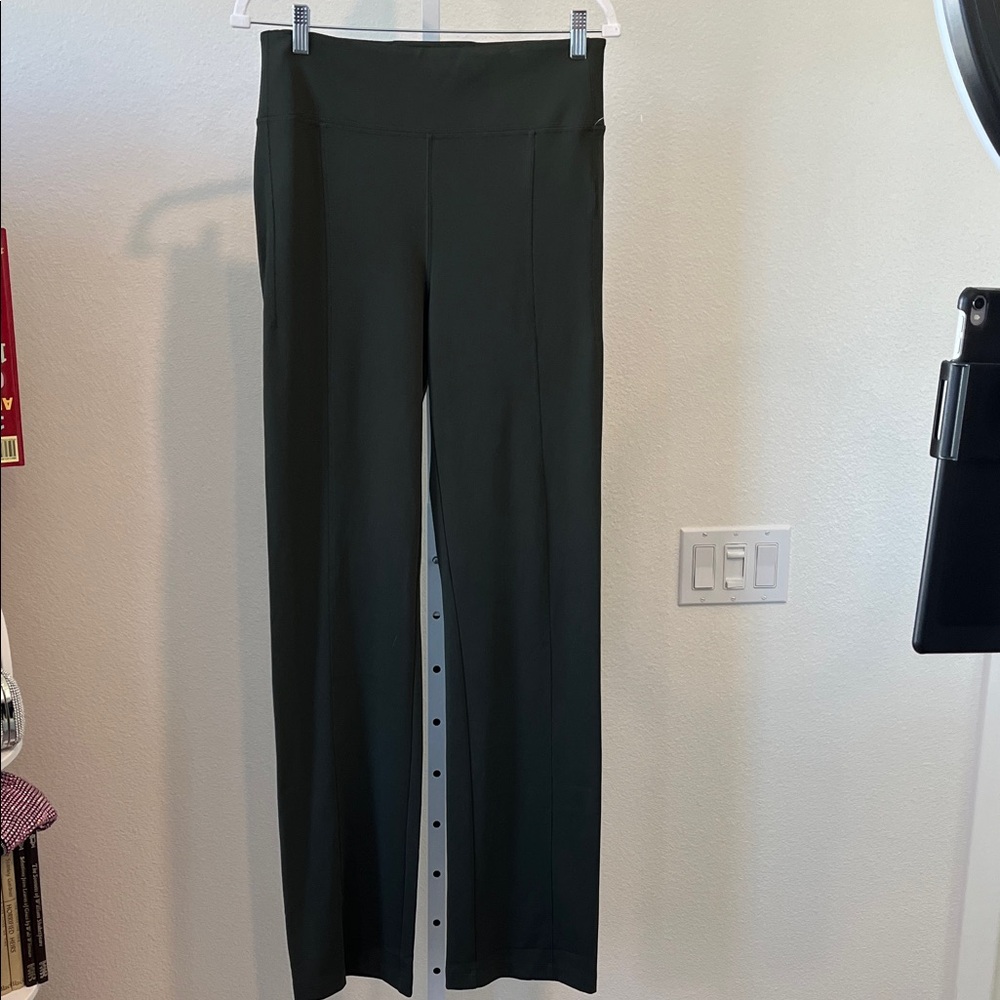 Athleta Olive Delancey Straight Leg Pants